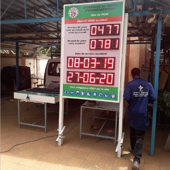 Custom LED Digital Safety Scoreboard: Days Without Incidents